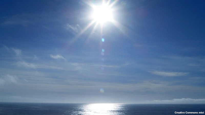 photo of afternoon Sun over ocean