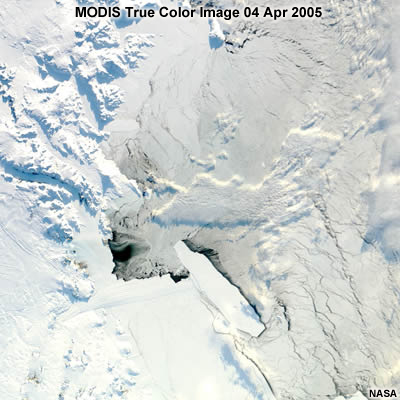 MODIS True Color Image 04 Apr 2005 showing sea ice and icebergs off Antarctica